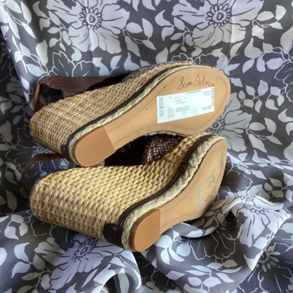 Sam Edelman Snake Skin/Raffia weave Wedges - Picture 4 of 6